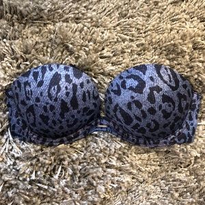 Victoria’s Secret Water Push Up Strapless Bra ✨
